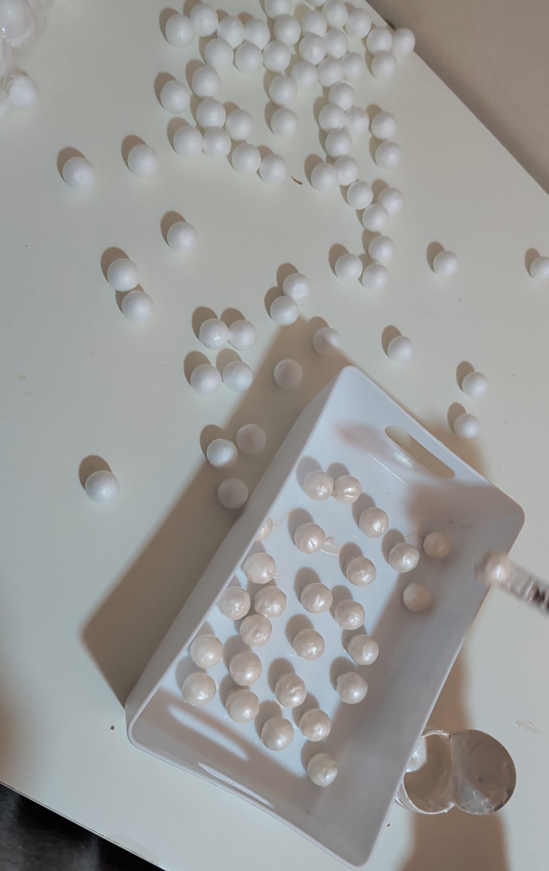 Hand Painting Pearls
